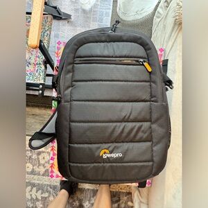 Lowepro Tahoe 150 Black Camera Backpack